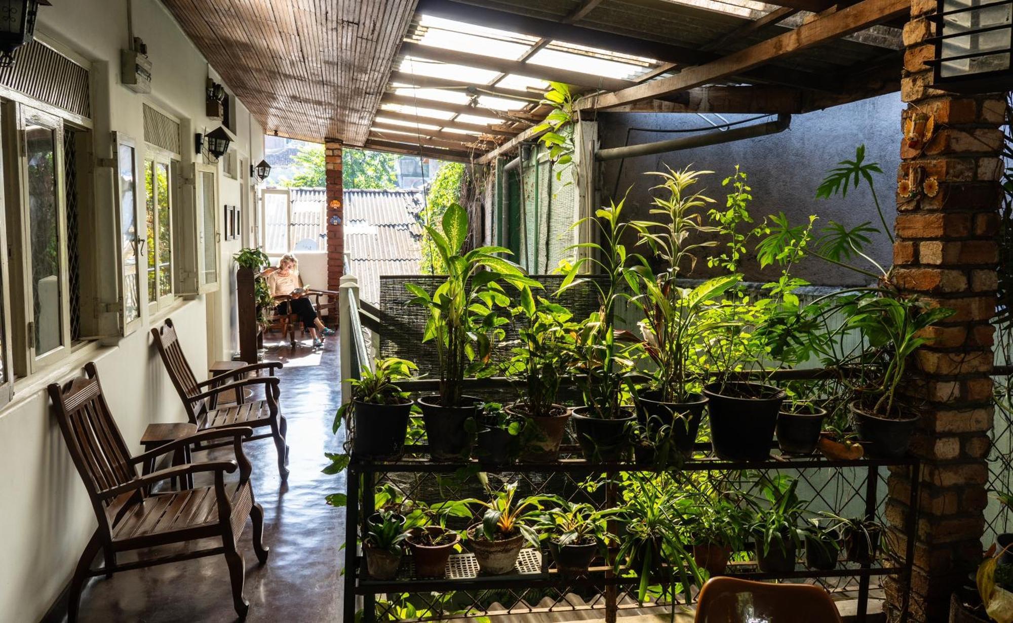 Kandy Inn Madugalle'S Family Guest House 외부 사진