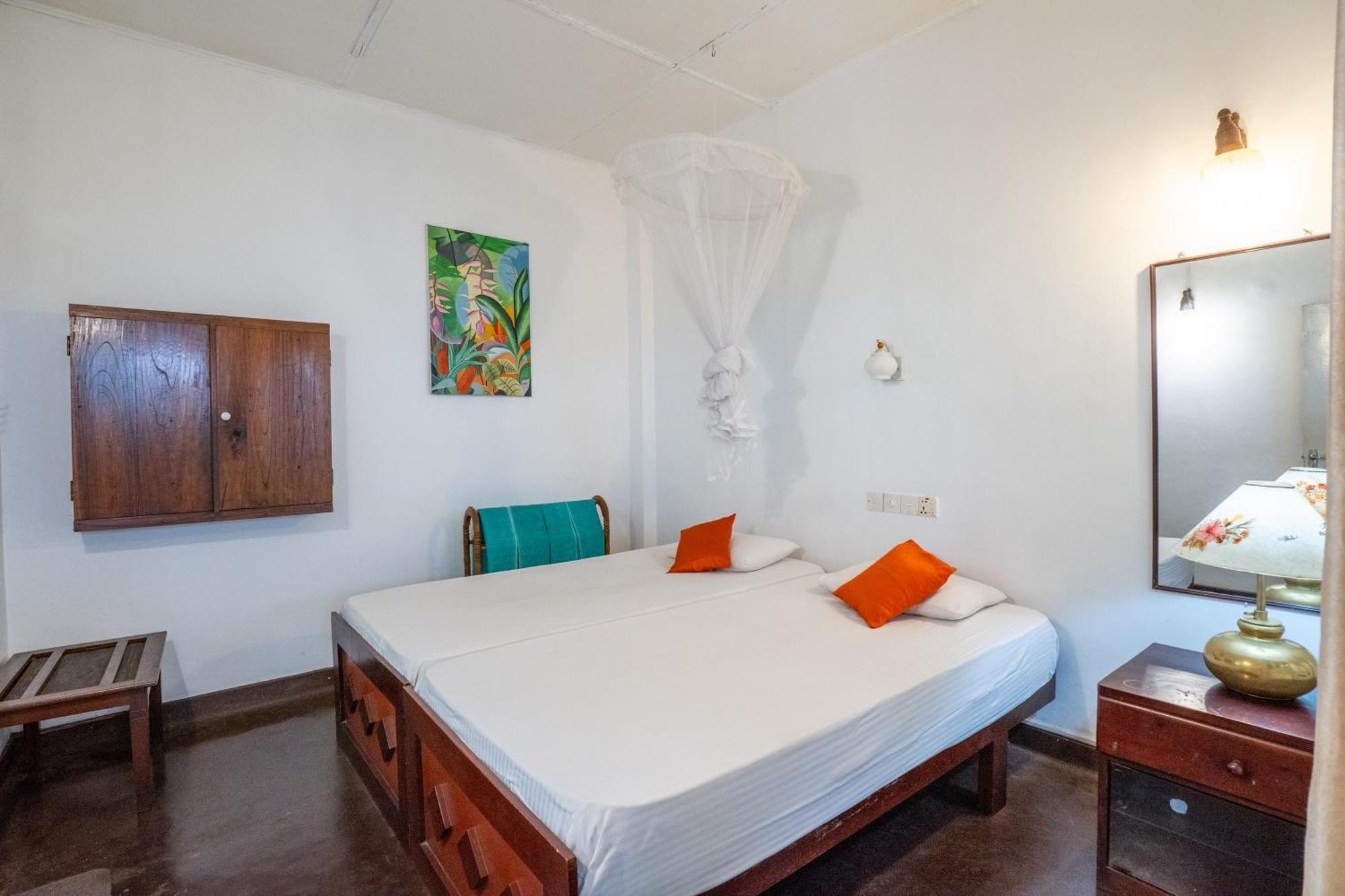 Kandy Inn Madugalle'S Family Guest House 외부 사진