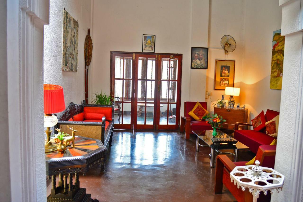 Kandy Inn Madugalle'S Family Guest House 외부 사진
